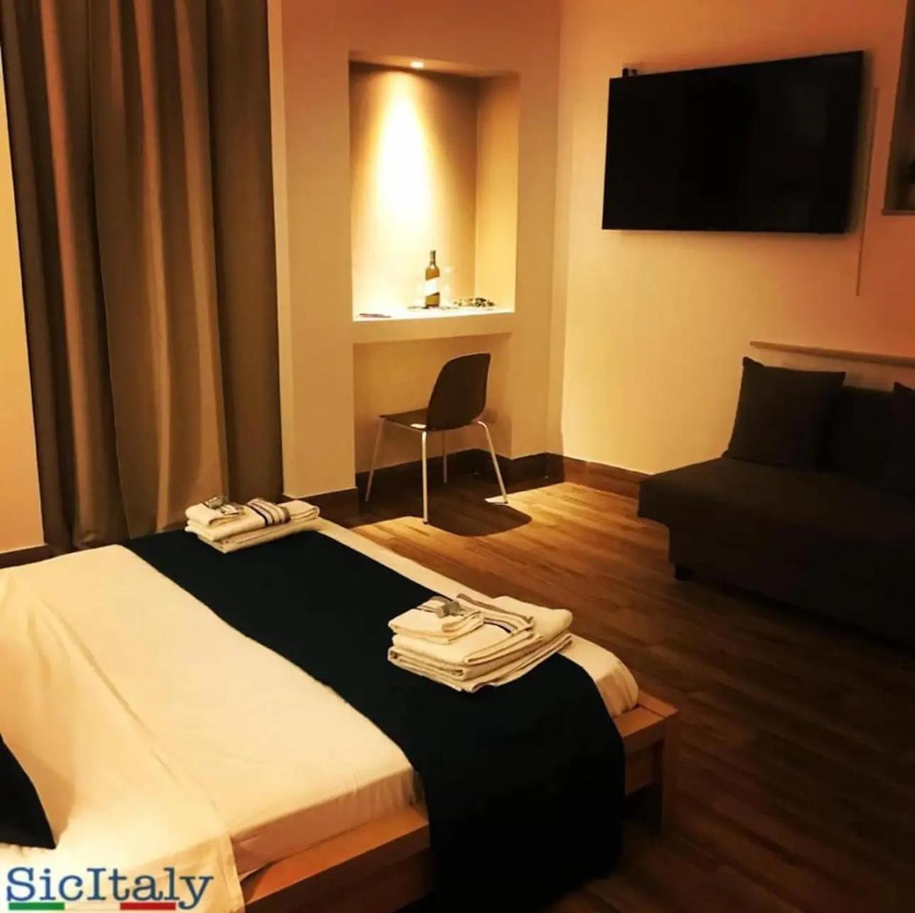 Bed and Breakfast Cbh Sicitaly Group Ачі-Кастелло Екстер'єр фото
